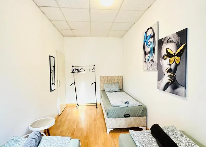 Apartment Comfortable 2br With Living In For Long Vienna